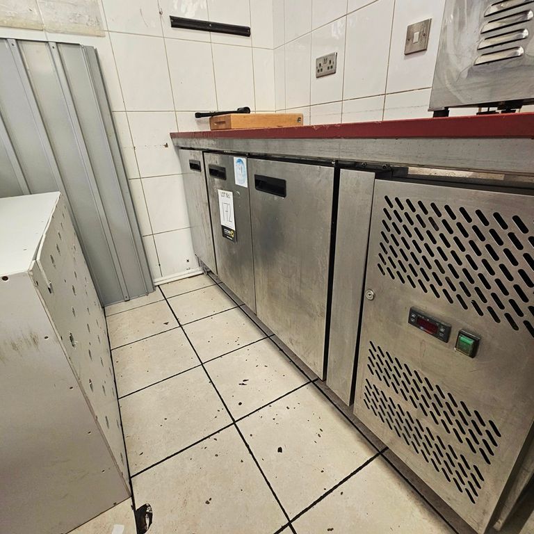 LOT 172 -  SHOP CLONDALKIN