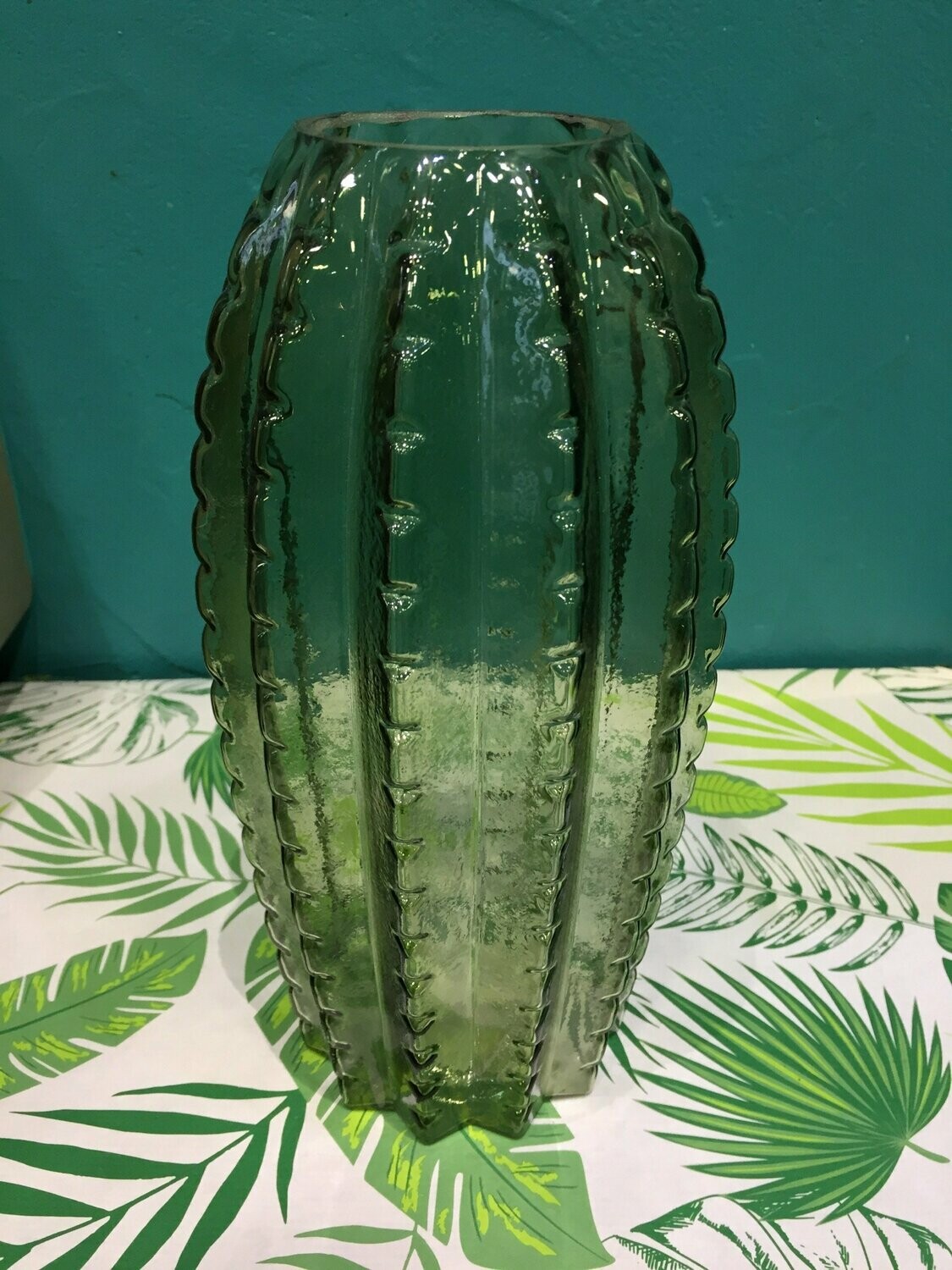 Vase cactus haut en verre coloré