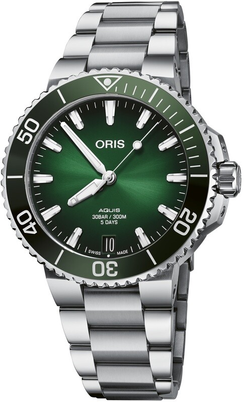 Oris Aquis Date Calibre 400 41.5mm Green Dial