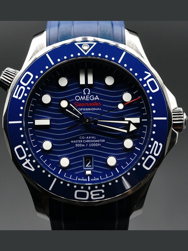 Omega Seamaster Diver 300M Co-Axial Master Chronometer on Rubber Strap 210.32.42.20.03.001