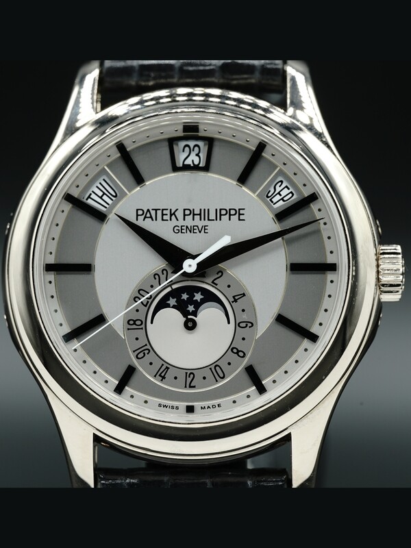 Patek Philippe Complications 5205R-010