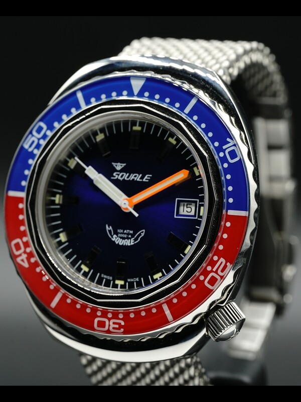 Pre-owned Squale Blue Red 2002.SS.BLR.BL.ME22 - Exquisite Timepieces