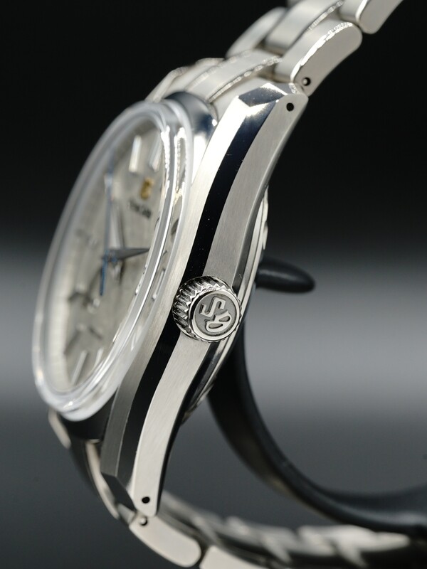 Grand Seiko Four Seasons Winter SBGA415 - Exquisite Timepieces