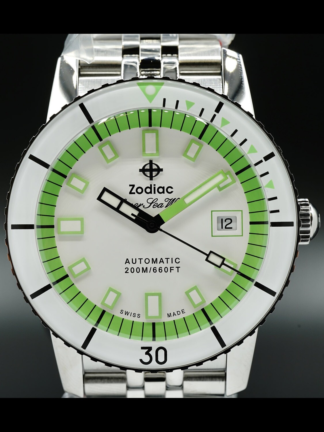 Zodiac Super Sea Wolf 53 Compression 'Neon' ZO9279 - Exquisite