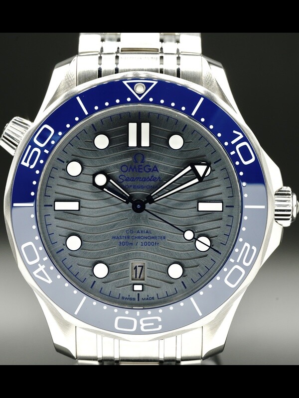 Omega Seamaster Diver 300M Co-Axial Master Chronometer on Bracelet 210.30.42.20.06.001
