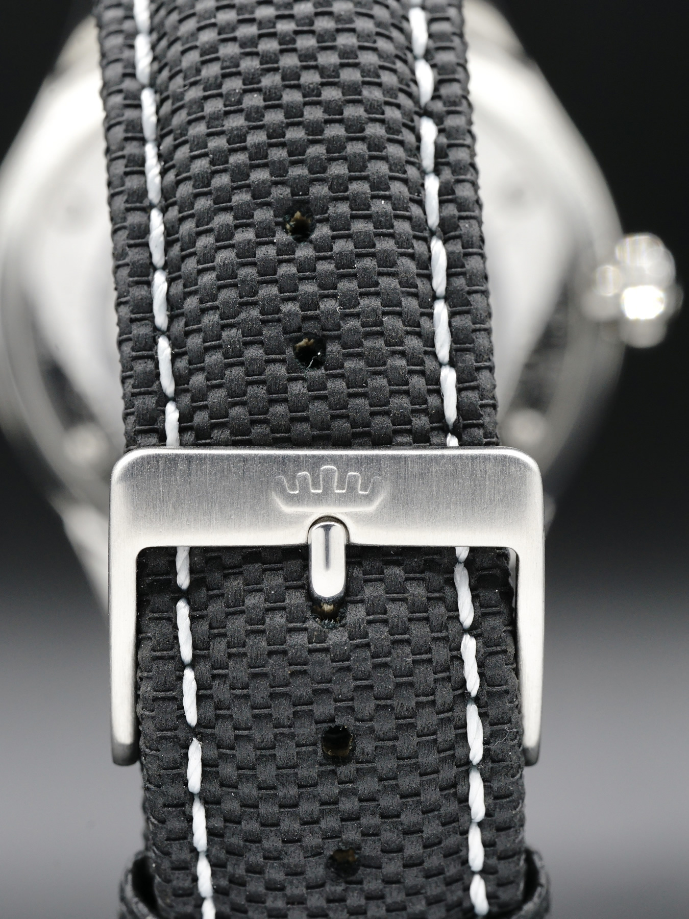 Fortis Pilot Classic Automatic Black Dial Date 902.20.150