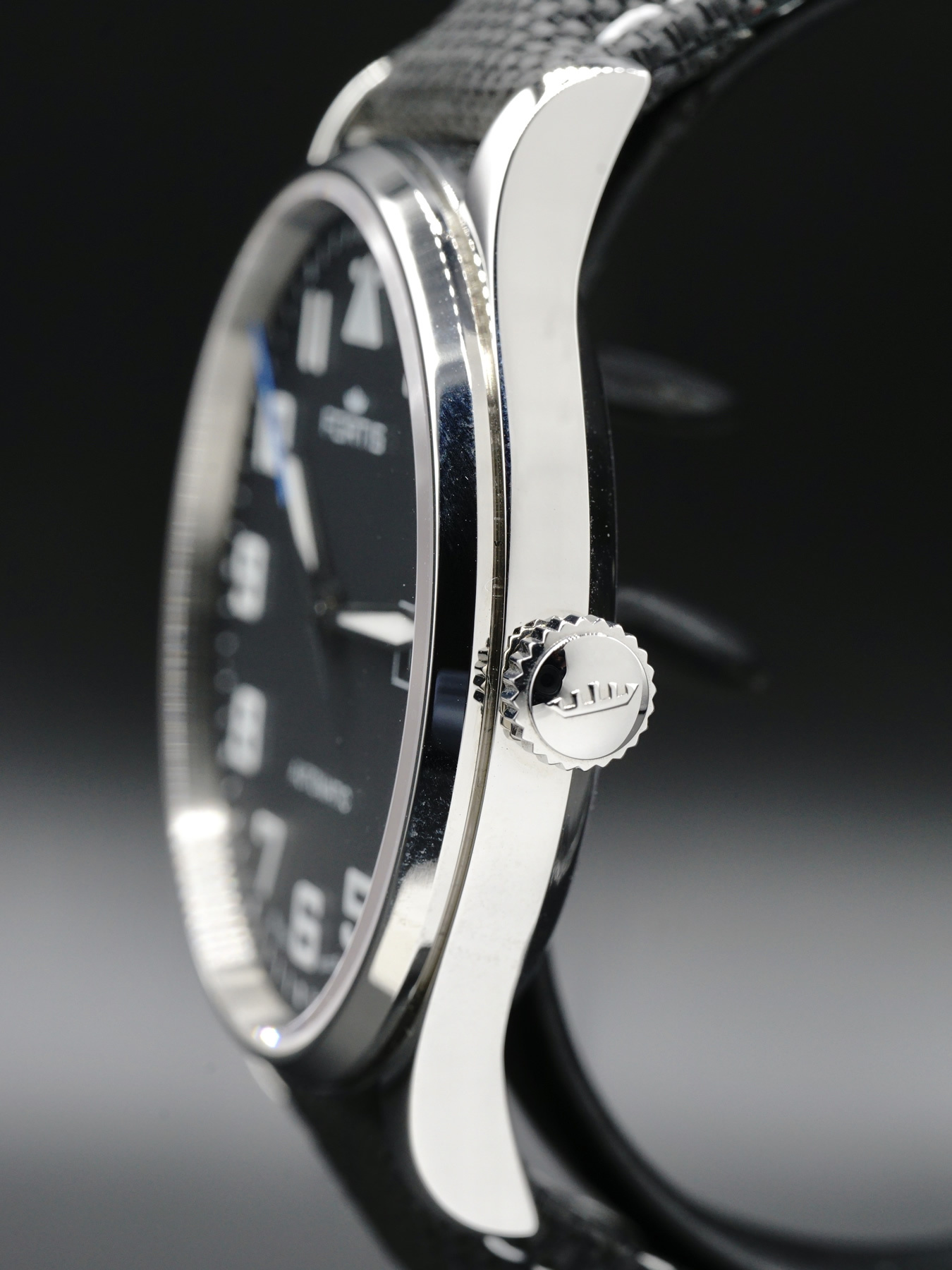 Fortis pilot classic clearance