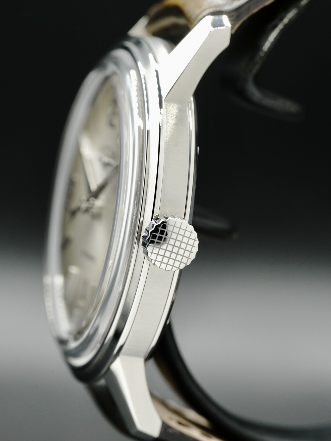 Vulcain 560156D85BAC136 - Exquisite Timepieces Vulcain 560156D85BAC136 - Exquisite Timepieces