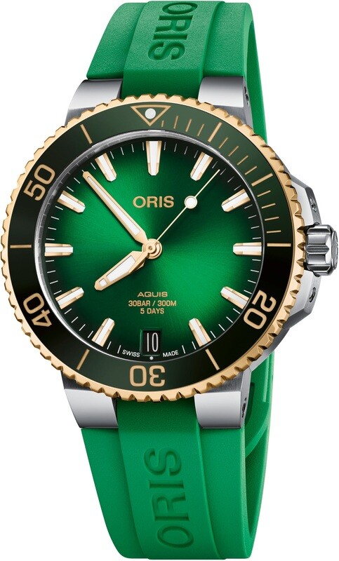 Oris Aquis Date Calibre 400 Bi-Color Green Dial on Strap