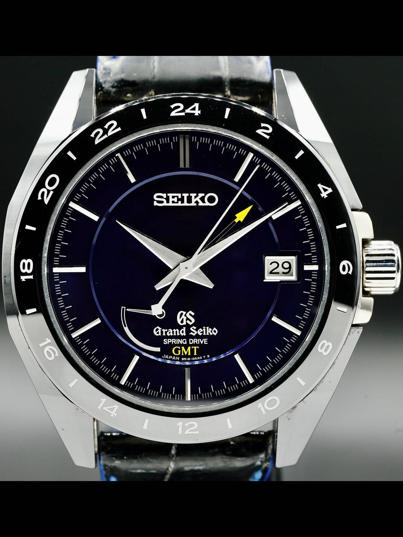 Grand Seiko SBGE039 - Exquisite Timepieces