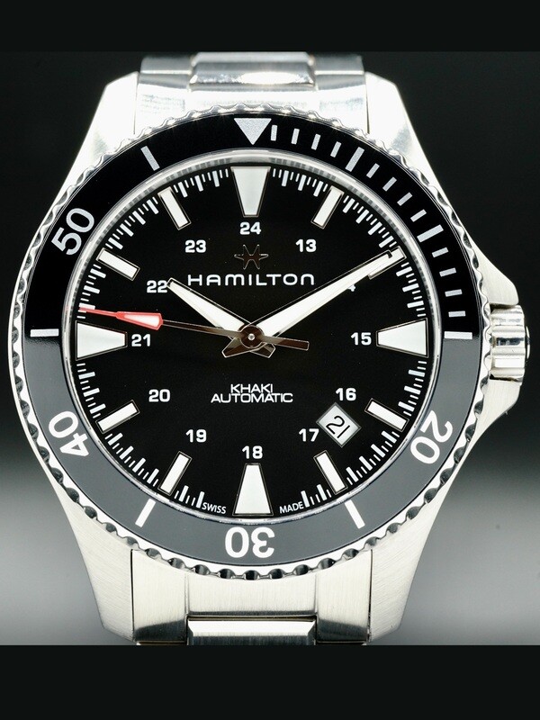 Hamilton Khaki Navy Scuba H82335131