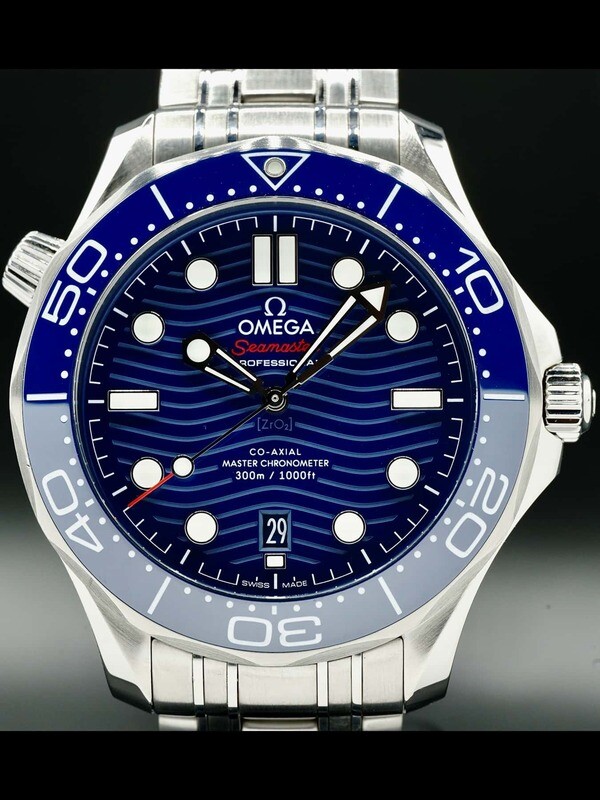 Omega Seamaster Diver 300M Co-Axial Master Chronometer on Bracelet 210.30.42.20.03.001