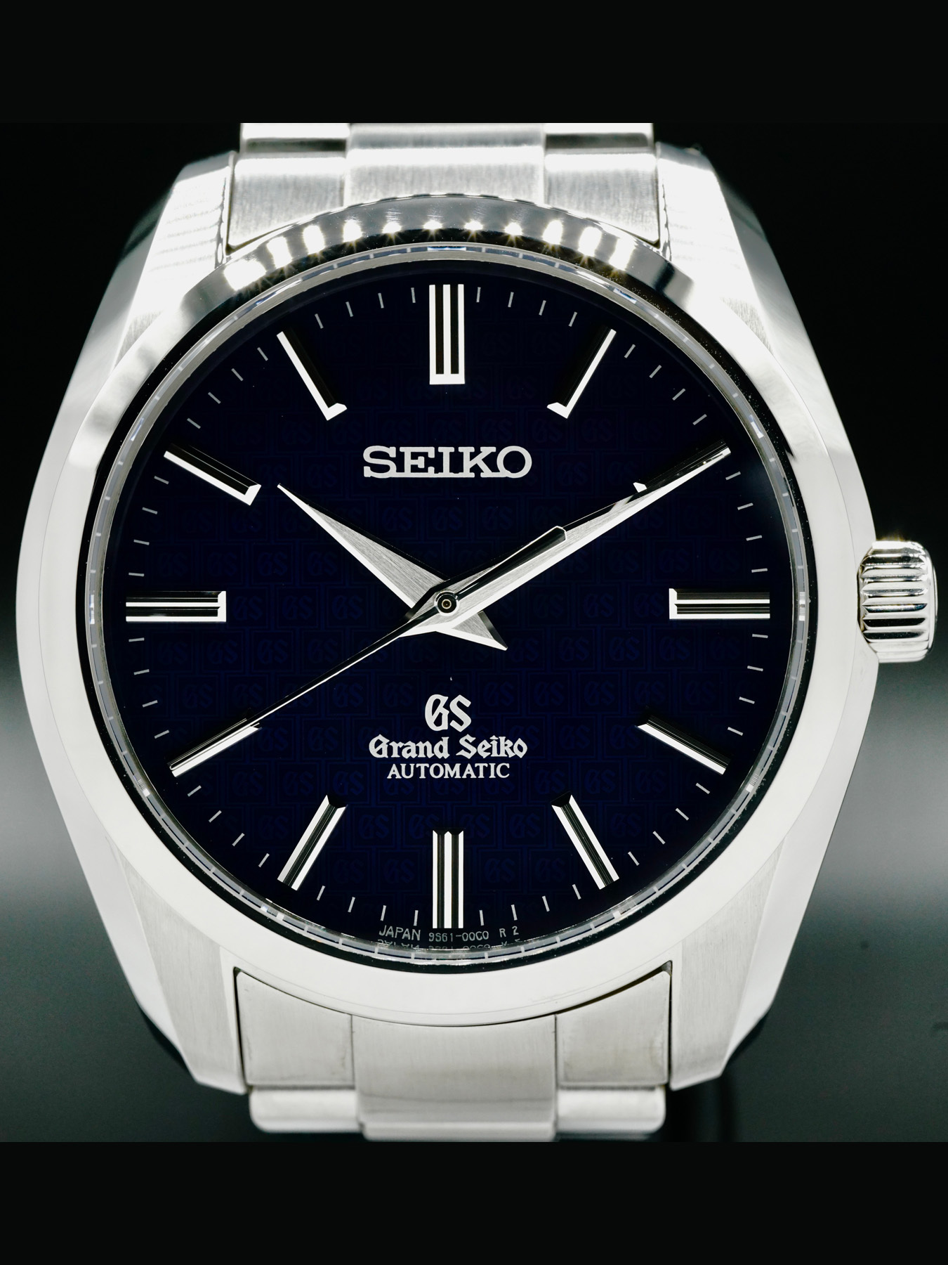 Grand Seiko SBGR097 - Exquisite Timepieces