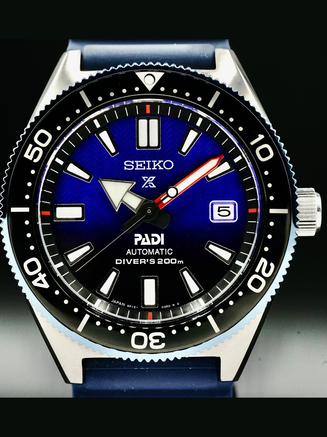 SEIKO Prospex PADI ダイバーズウォッチ SBDC055 Seiko SBDC055 PADI Air Divers Prospex - Exquisite Timepieces