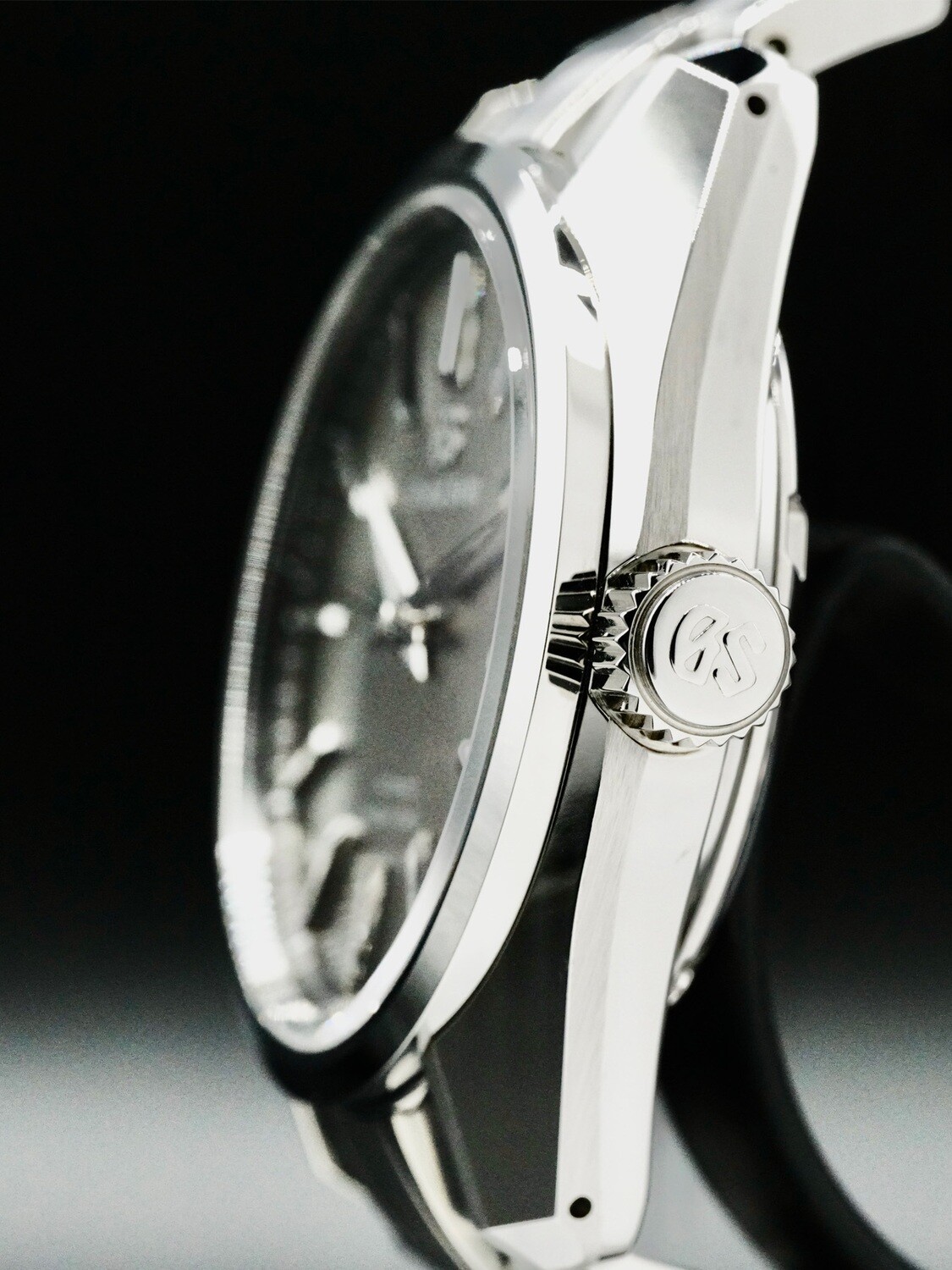 Grand Seiko SBGH279 - Exquisite Timepieces