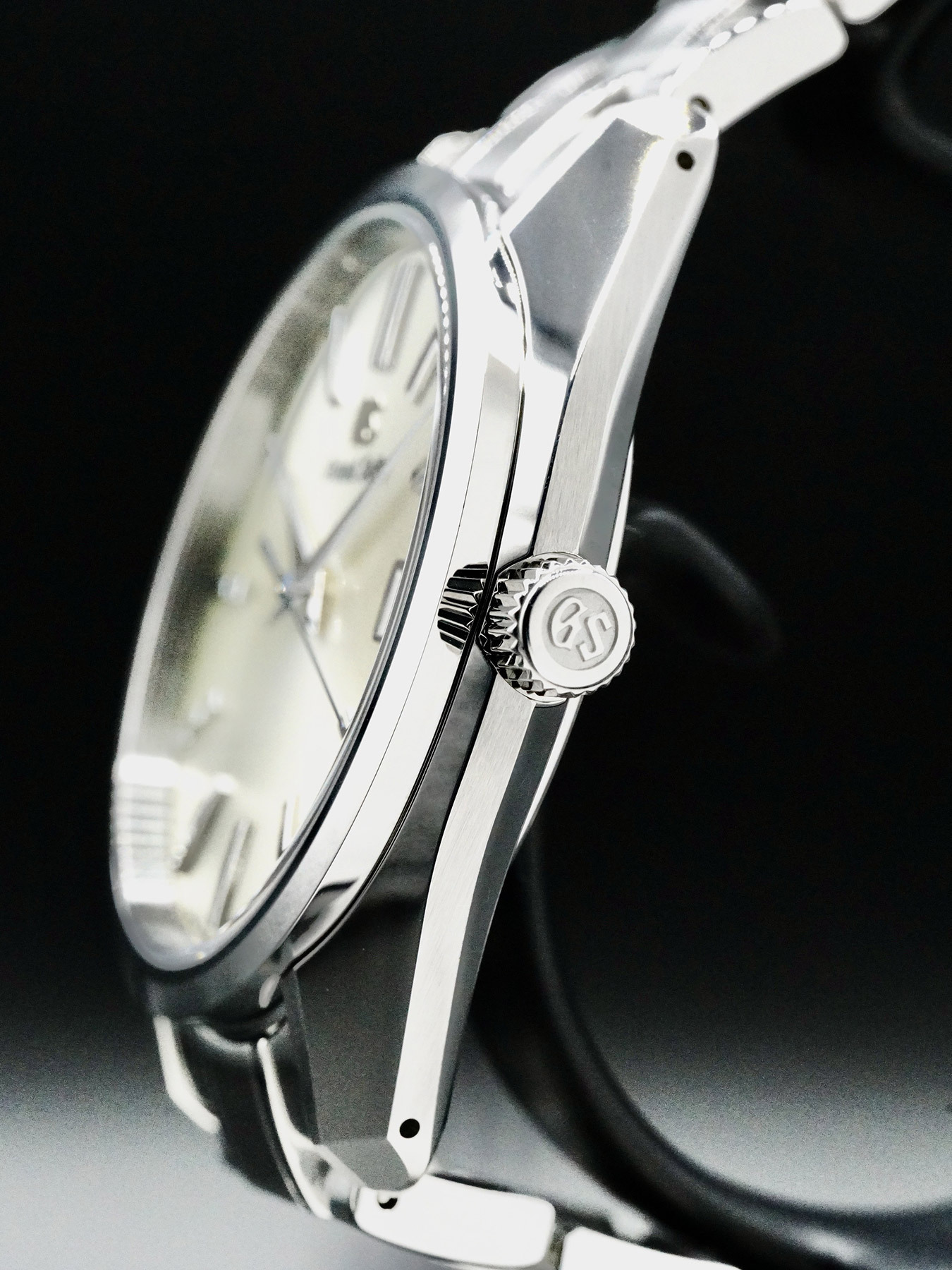 Grand Seiko SBGV205 Quartz Exquisite Timepieces