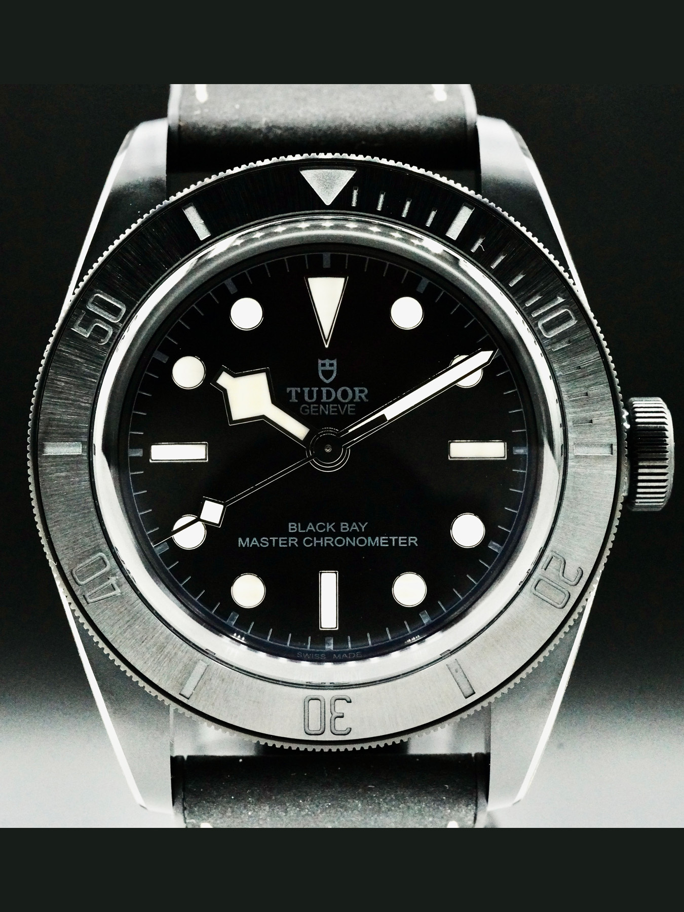 Tudor 79210CNU Black Bay Ceramic - Exquisite Timepieces