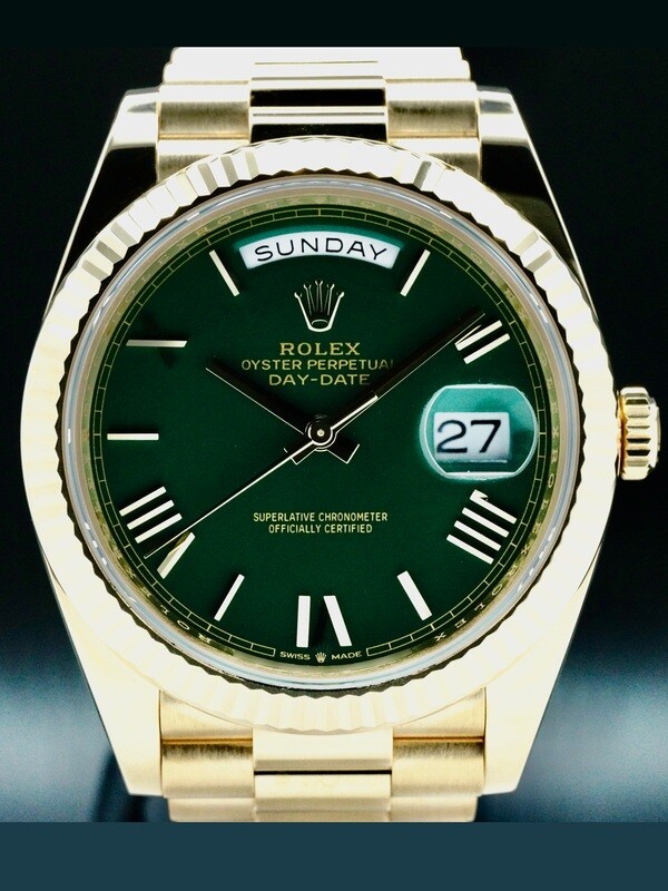 Rolex 228238 Oyster-Perpetual Day-Date Green Dial