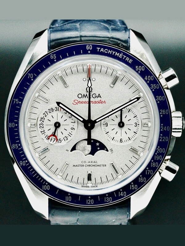 Omega 304.93.44.52.99.004 Speedmaster Moonphase Co‑Axial Master Chronometer 44.25 mm