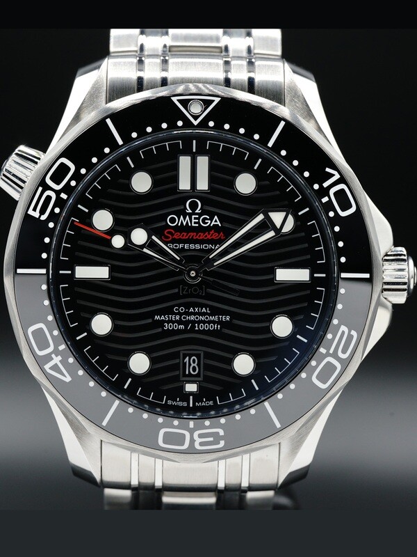 Omega 210.30.42.20.01.001  Seamaster 300 Master Chronometer