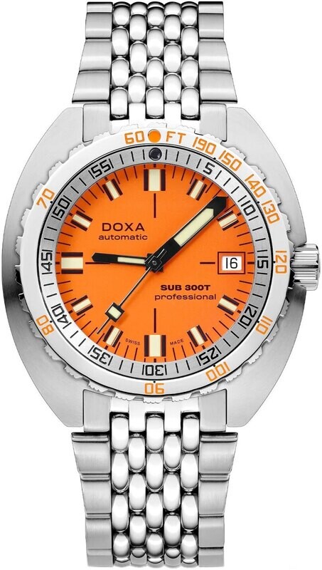 DOXA Sub 300T Professional 840.10.351.10 on Bracelet