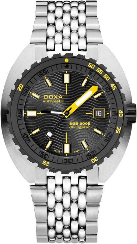 DOXA Sub 300β Divingstar 830.10.361.10 on Bracelet