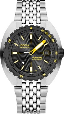 DOXA Sub 300β Divingstar 830.10.361.10 on Bracelet
