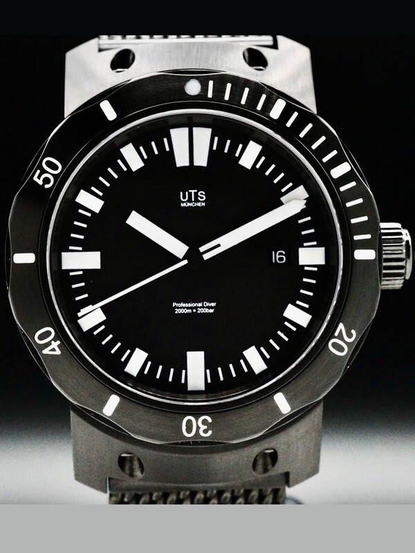 UTS 2000M Professional Diver PVD Stainless Steel