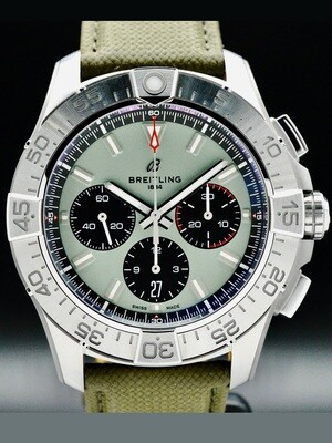 Breitling AB0147 Avenger B01 Chronograph 44