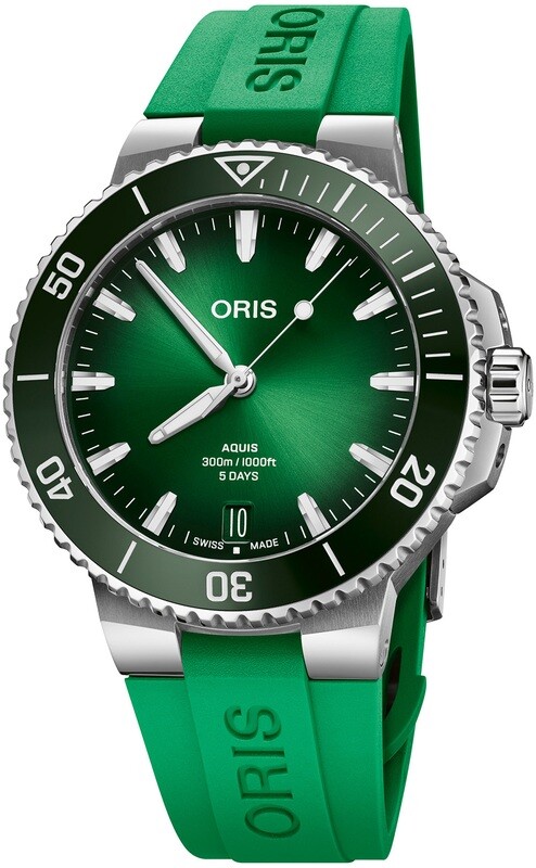Oris Aquis Date Calibre 400 Bi-Color Green Dial on Strap