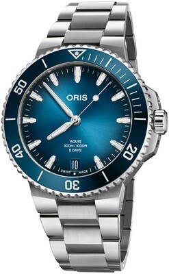 Oris Aquis Date Calibre 400 Bi-Color Blue Dial on Bracelet