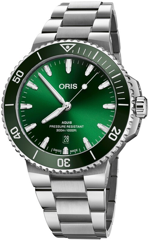 Oris Aquis Date Green Dial on Bracelet
