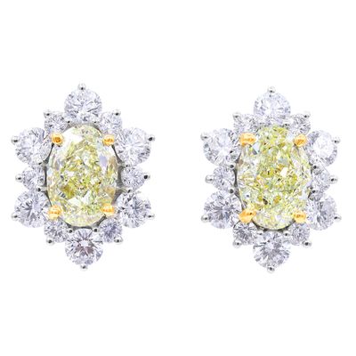 Oscar Heyman Fancy Light Yellow Diamonds Earrings 707005