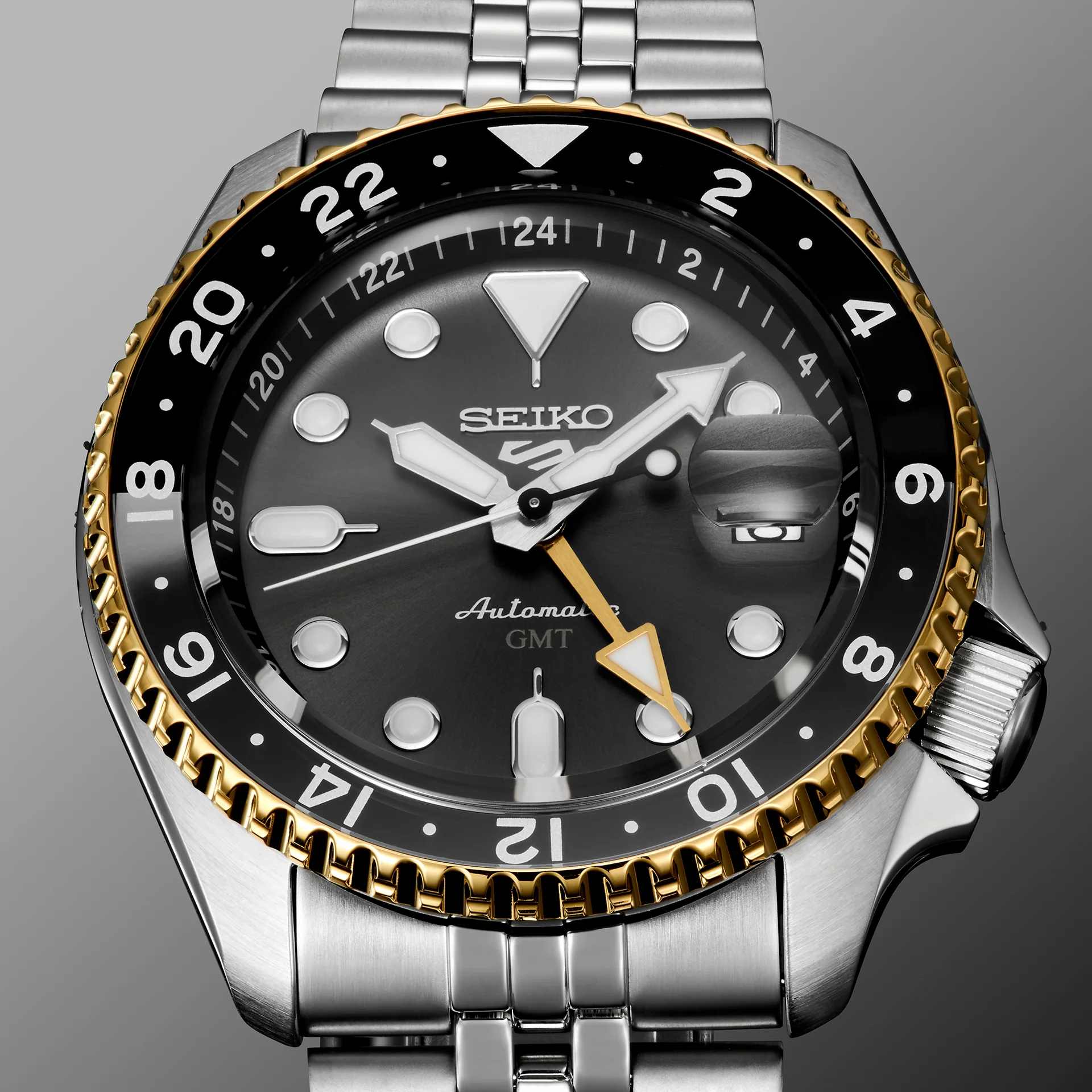 セイコー 14kt Seiko 5 Sports GMT SSK021 Grey Two-Tone - Exquisite Timepieces