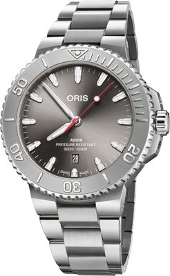Oris 01 733 7789 4153-07 8 23 04PEB Aquis Date Relief Silver Dial On Bracelet