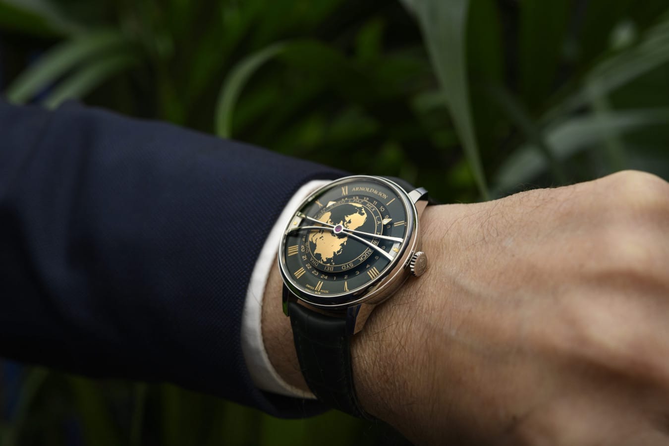 Arnold & Son 1WTBS.F01A.C1242S Globetrotter 42 Steel