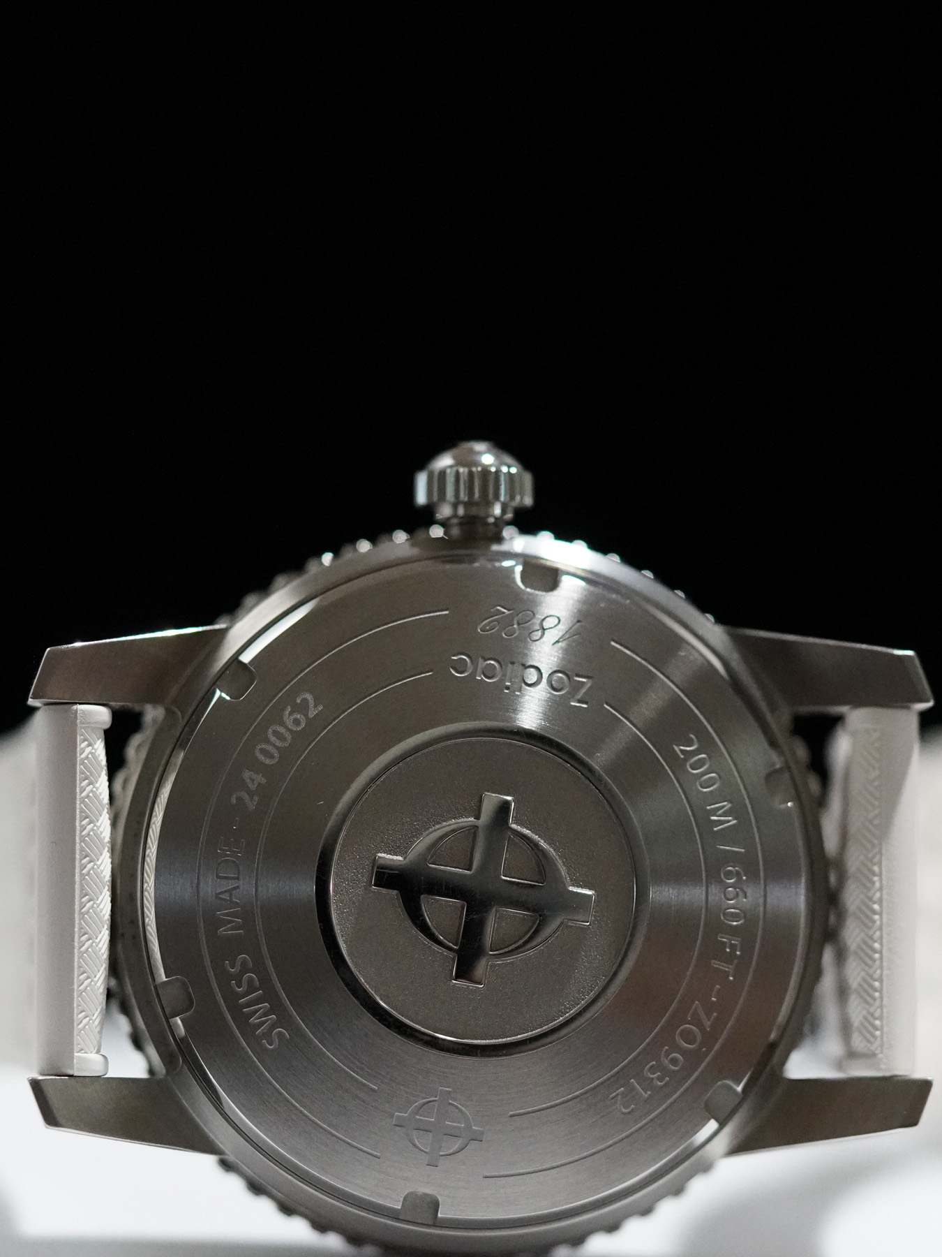 Zodiac Zo9312 Compression Diver Blue Lapis Lazuli Dial - Exquisite