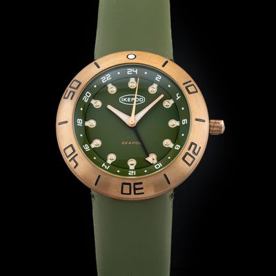 Ikepod S006-SI-LV Seapod GMT Diver Bronze Yves