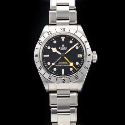 TUDOR Black Bay Pro M79470-0001
