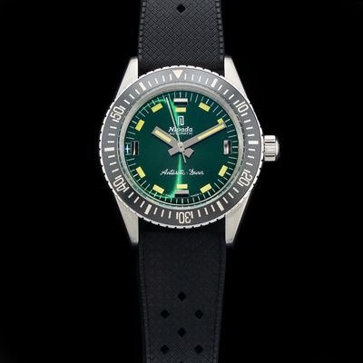 Nivada Grenchen 32059A01 Antarctic Diver Green No Date