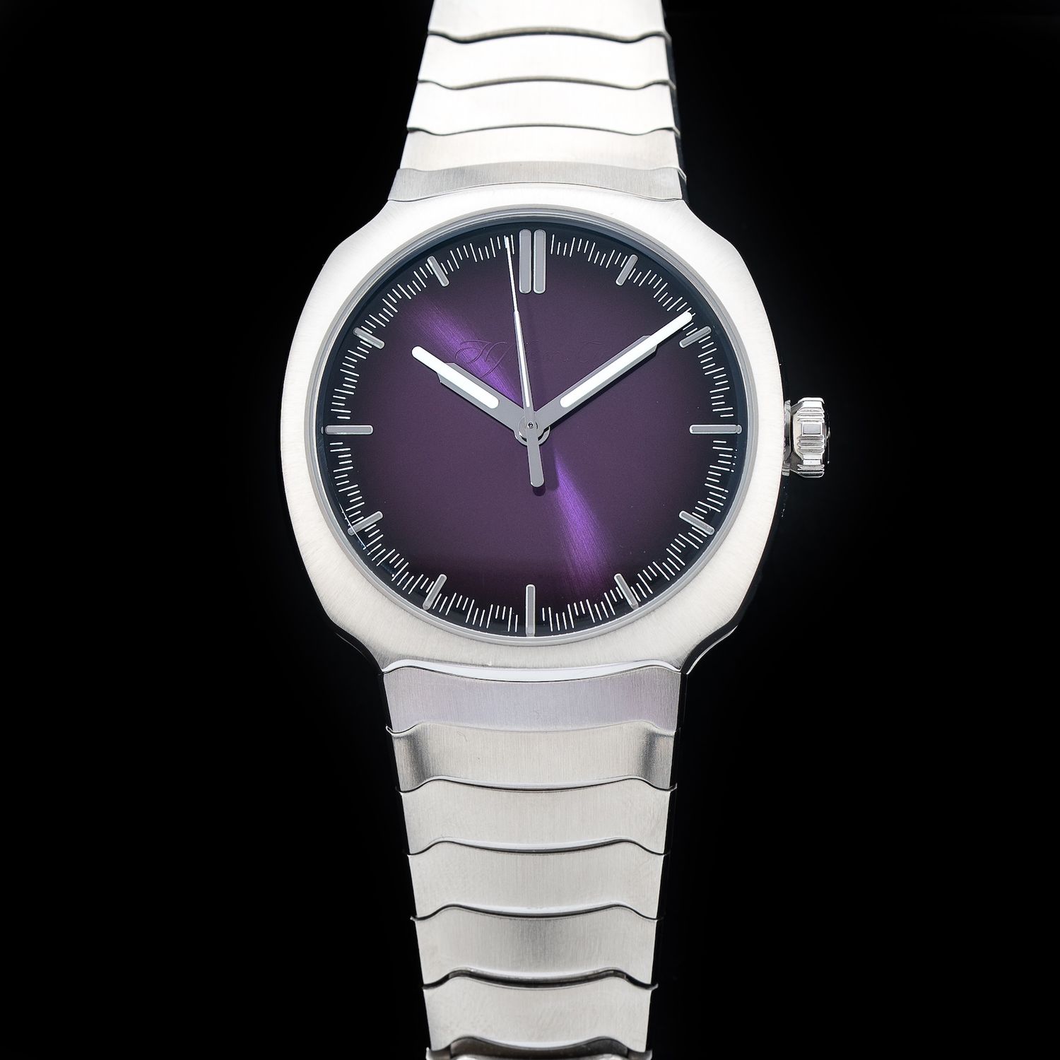 H. Moser & Cie. 6201-1201 Streamliner Centre Seconds Purple Haze