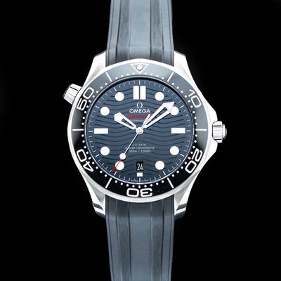 Omega 210.32.42.20.01.001 Seamaster Diver 300M Co-Axial Master Chronometer Black Dial On Rubber Strap