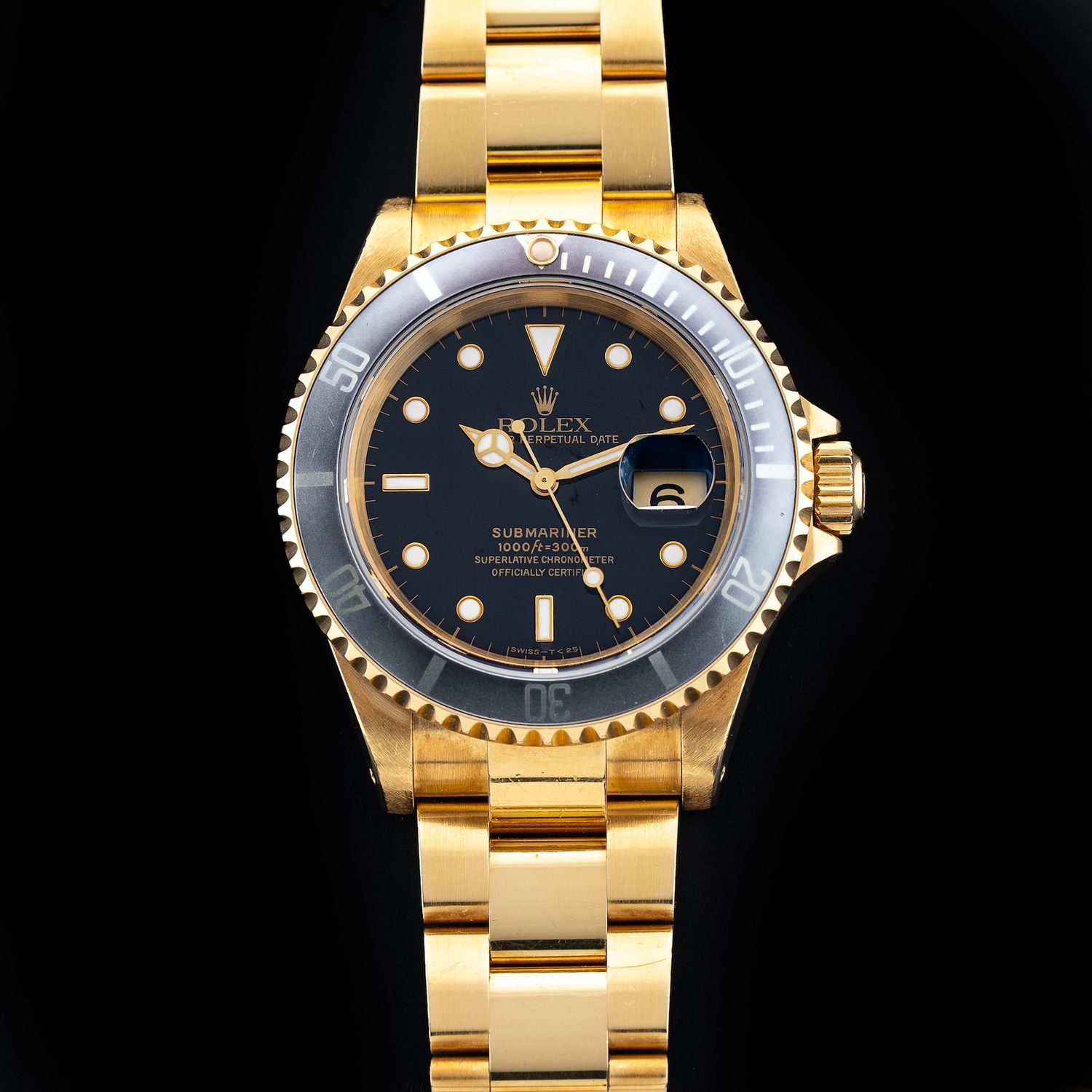 Rolex 16618 Submariner Date - Exquisite Timepieces