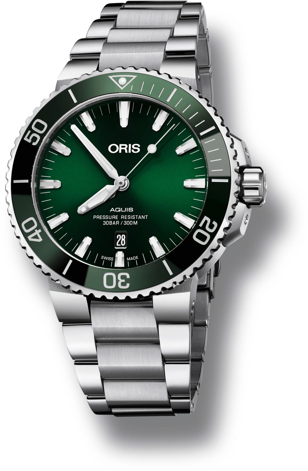 Oris Aquis Date Green Dial on Bracelet 01 733 7730 4157-07 8 24