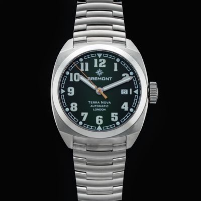 Bremont TN40-DT-SS-GN-B Terra Nova 40.5 Date Green Dial On Bracelet