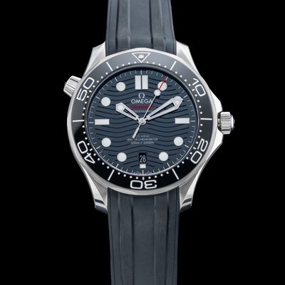 Omega 210.32.42.20.01.001 Seamaster Diver 300M Co-Axial Master Chronometer Black Dial On Rubber Strap