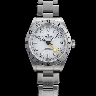 TUDOR Black Bay Pro M79470-0004