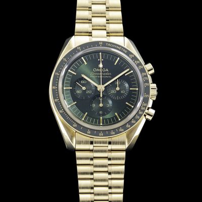 Omega 310.60.42.50.10.001 Speedmaster 18K Yellow Gold Green Dial