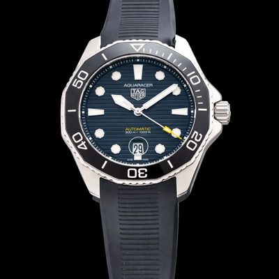Tag Heuer WBP201A.FT6197 Aquaracer Professional 300 Date