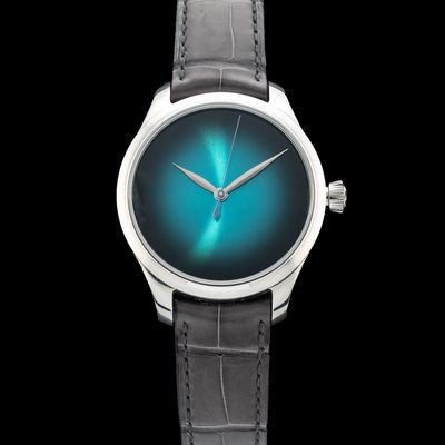 H. Moser & Cie. Endeavour Centre Seconds 1200-1240